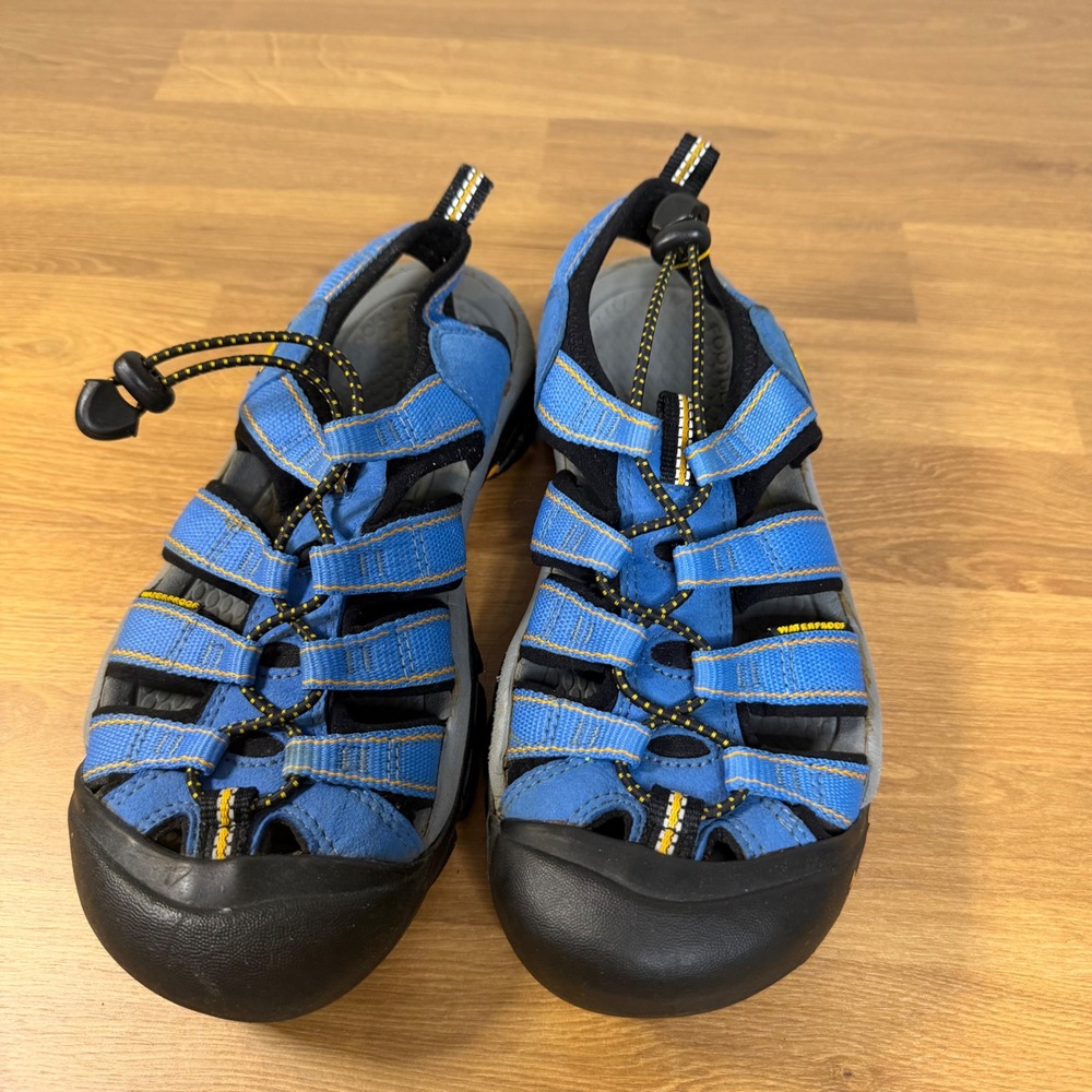 KEEN Newport H2 Womens Blue Waterproof Hiking Sport Sandals Size 7